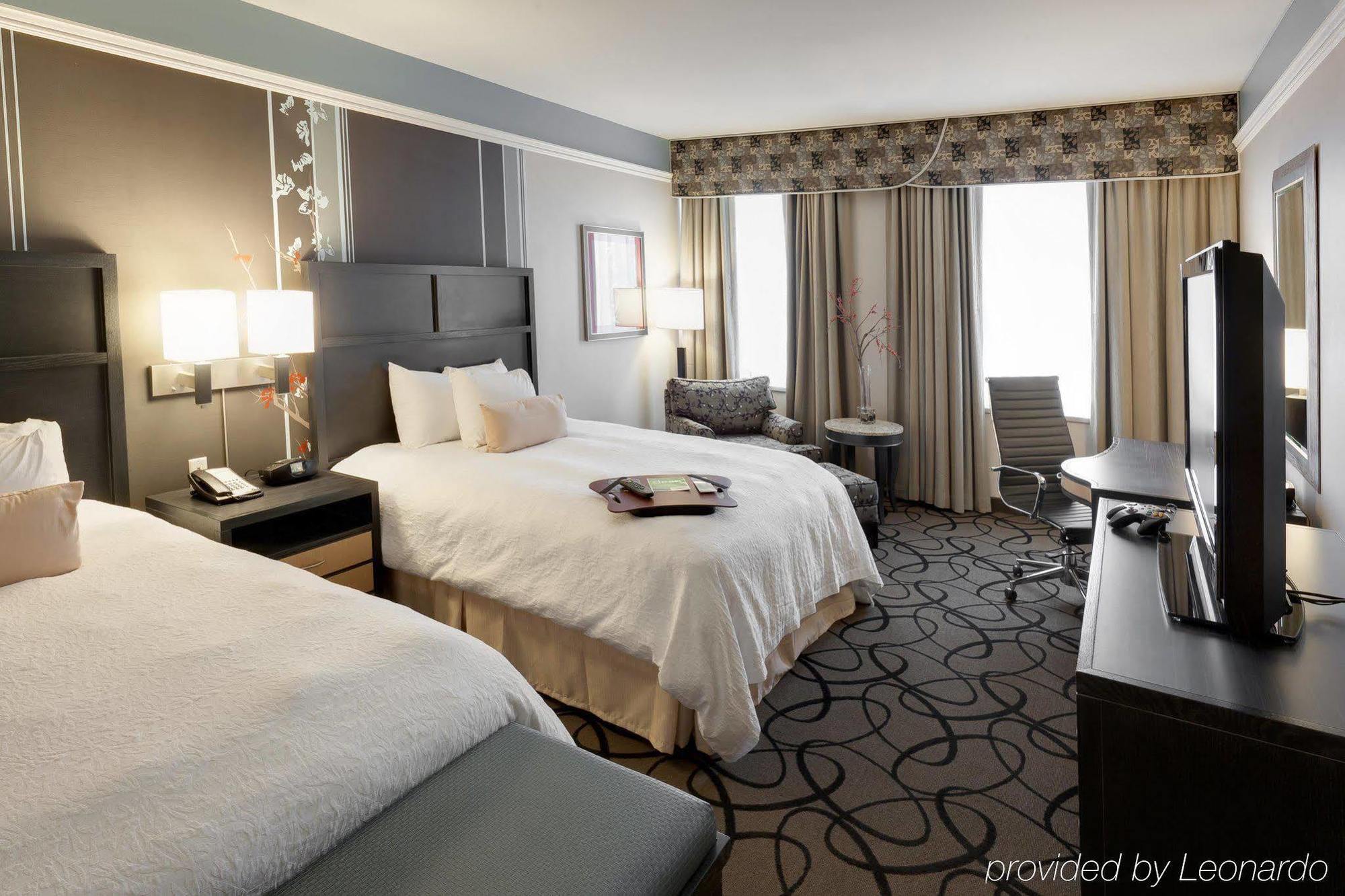 Hampton Inn & Suites Buffalo/Downtown Room photo